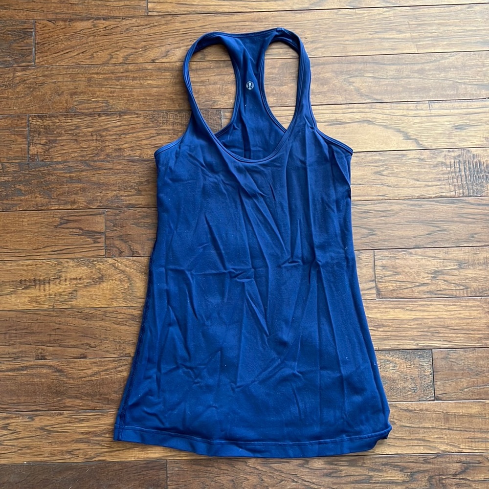 Lululemon Racerback size 6 tank